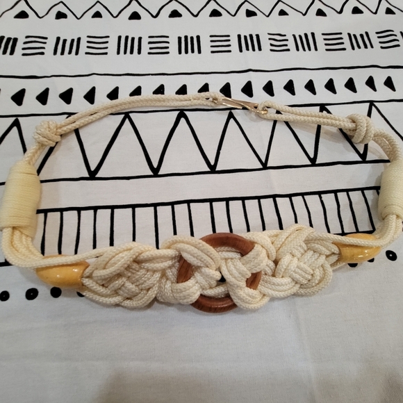 Accessories - VINTAGE 80s Cream Braided Rope Belt with gold and wooden beades and circle